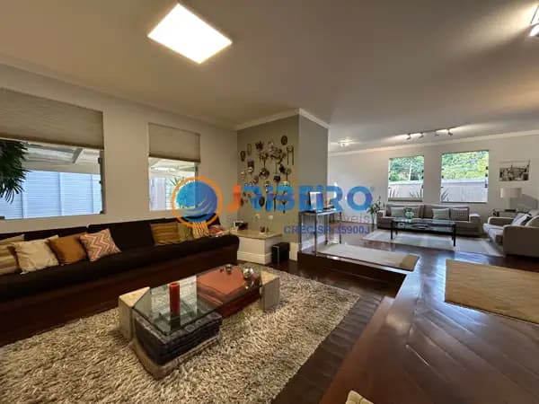Casa com 310 mts² de área útil a venda no Jardim Leonor Mendes de Barros - 3 dormitórios, 3 vagas de garagem