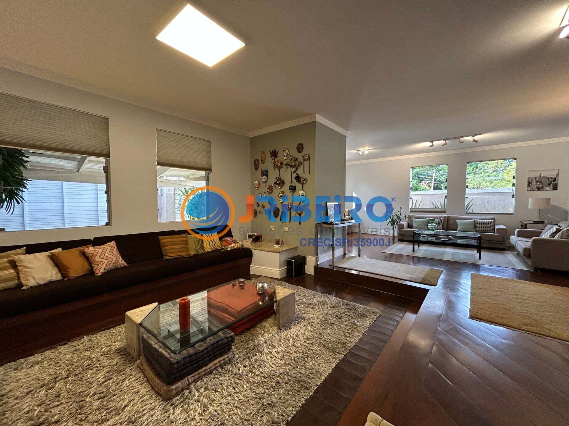 Casa com 310 mts² de área útil a venda no Jardim Leonor Mendes de Barros - 3 dormitórios, 3 vagas de garagem