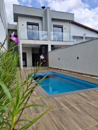 Casa à venda no bairro Vila Suissa Mogi das Cruzes /SP