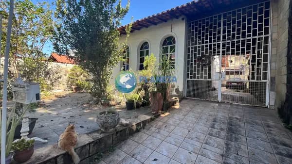 Casa Padrão | 4 Quartos - s 1 suíte | 3 Vagas | Casa Plana | Itapoa - BH