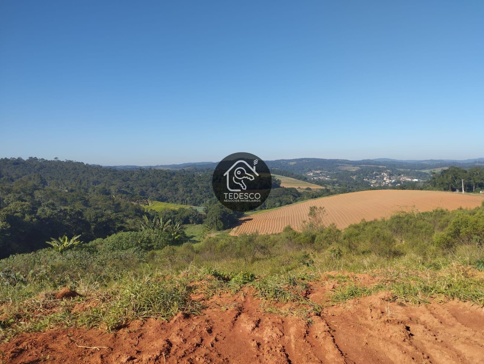 Fazenda/Sítios/Chácaras em Ibiúna - Lageadinho