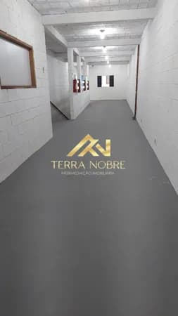 Salão Comercial para Locação com Aproximadamente 300m² – Excelente Oportunidade em Carapicuíba