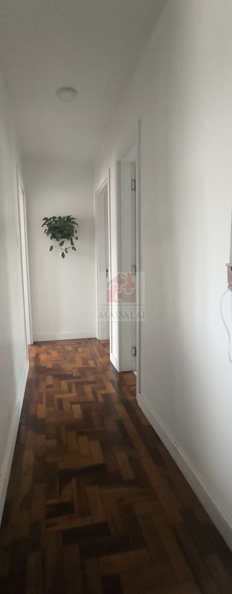 Apartamento de 2 dormitórios semi mobiliado para locação