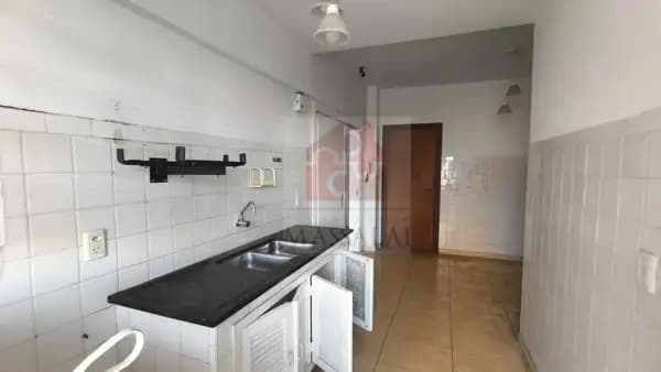 Apartamento 3 dormitórios com garagem para locação no Bairro Menino Deus