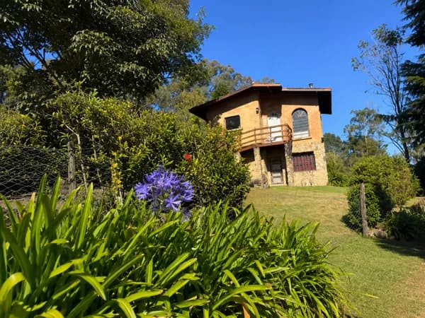 Casa do Baú | Onde a Montanha Começa na Porta de Casa