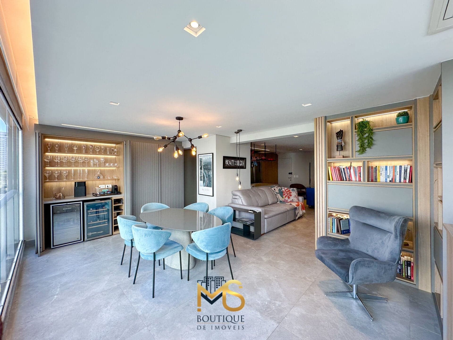 💎 95m² | 2 Suítes | 2 Vagas | Mobiliado | Moema | VENDA 💎