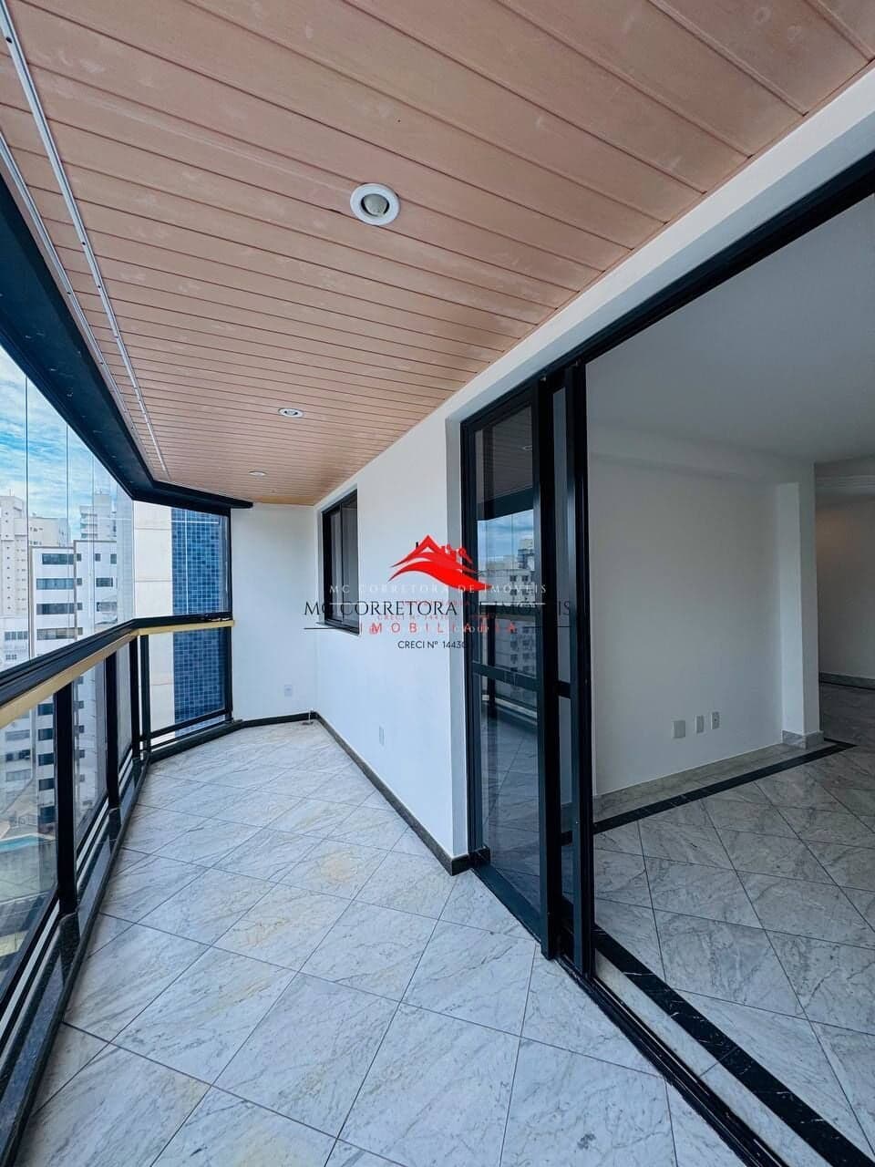 Apartamento em Vitória - Praia do Canto