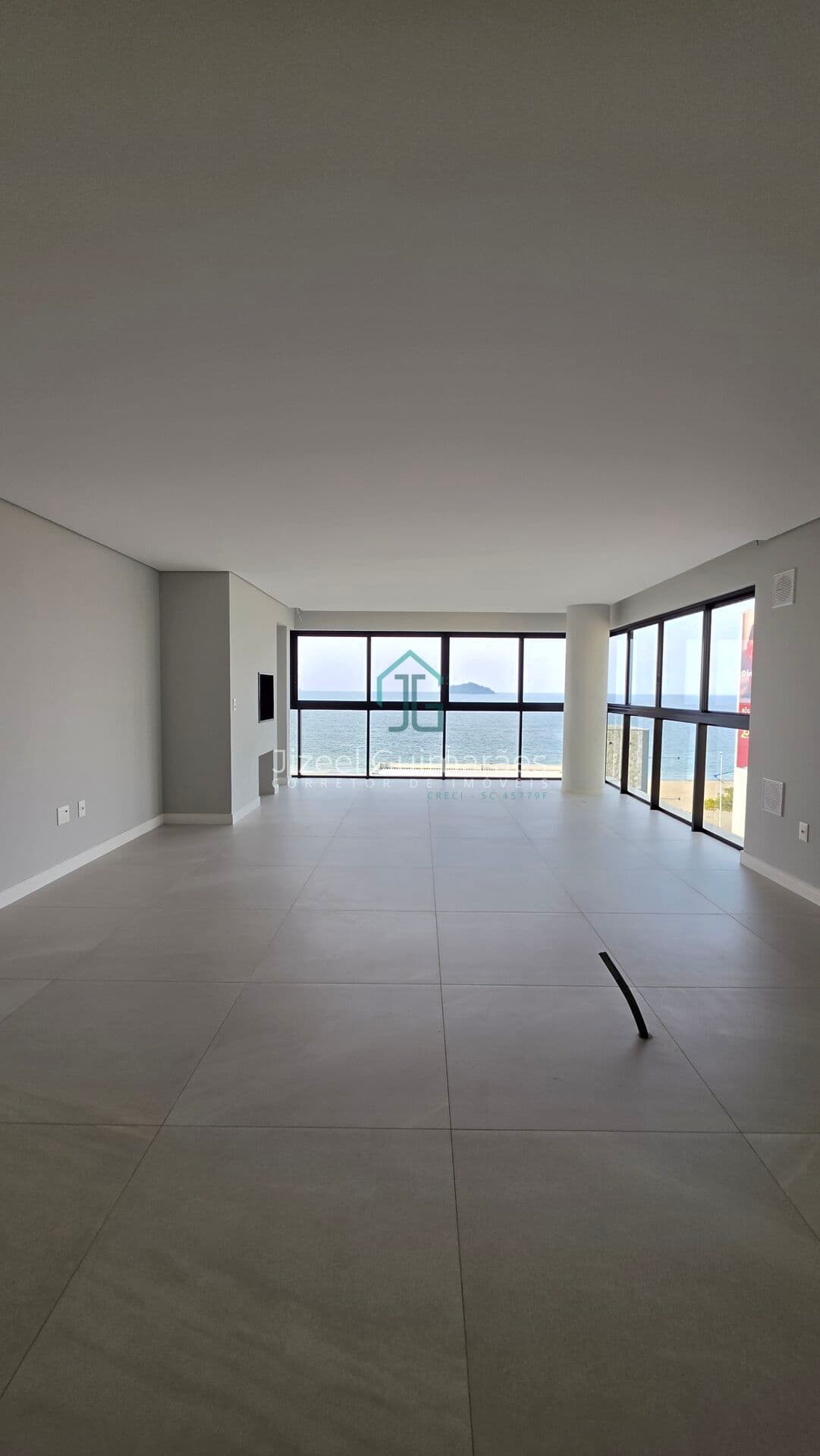 Apartamento Frente Mar à Venda no Iconic By CAS em Balneário Piçarras | 140m² e 3 Suítes