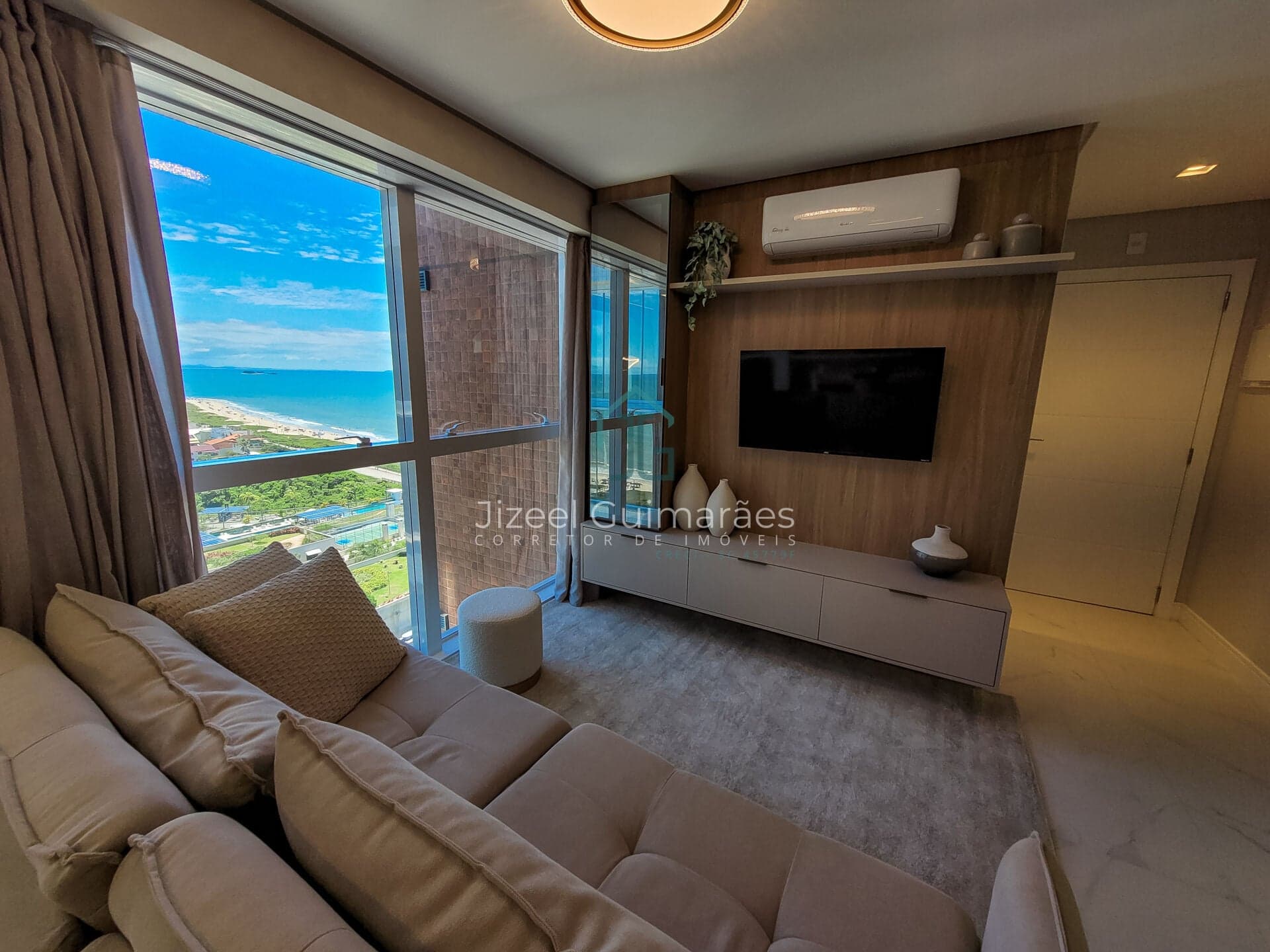 LOCAÇÃO ANUAL - Apartamento Alto Padrão MOBILIADO com vista para o mar - 2 suítes e 2 vagas por R$ 6.300,00 - Itacolomi - Balneário Piçarras/SC