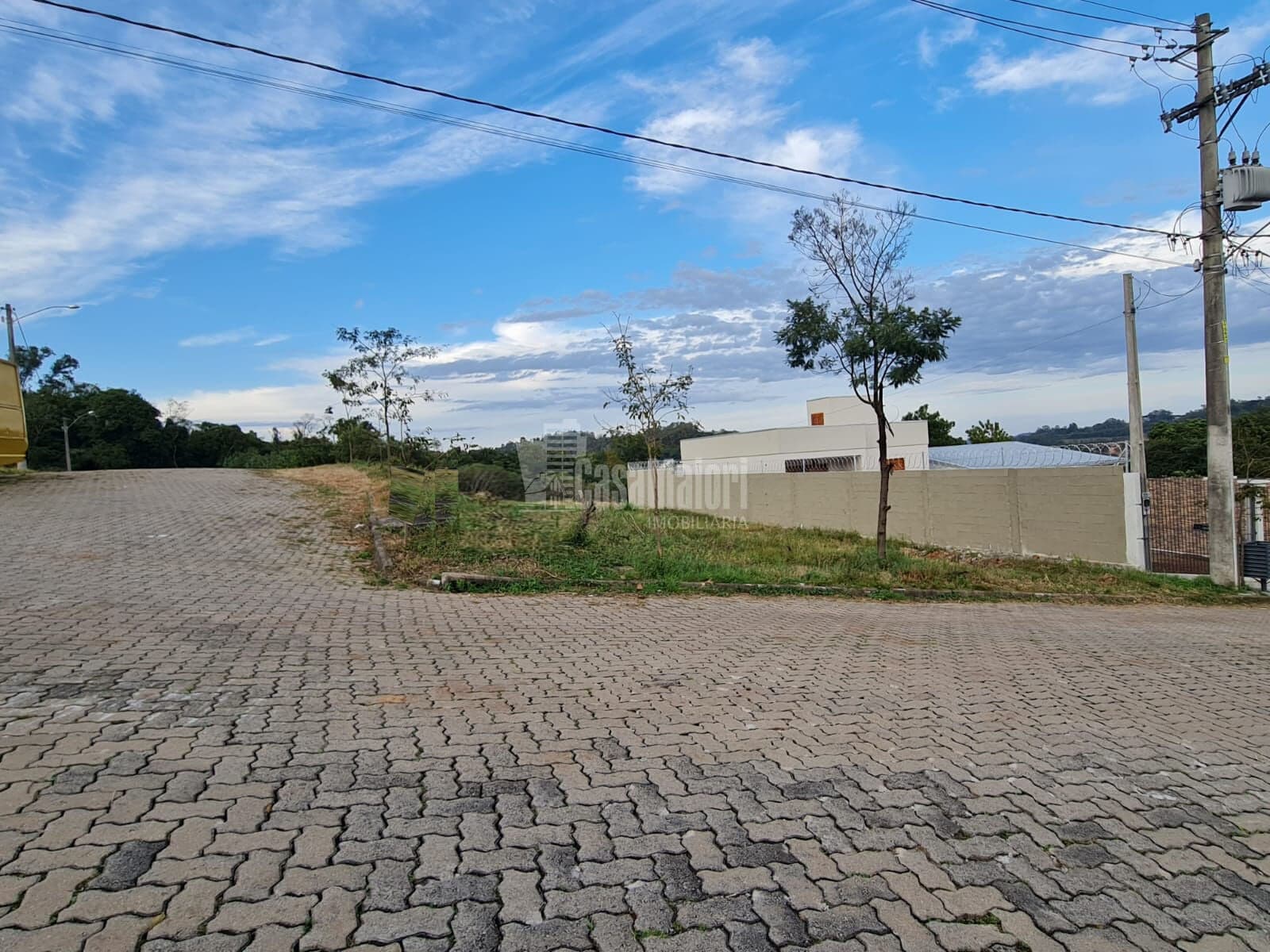 Terreno de Esquina a venda no Bairro São Roque