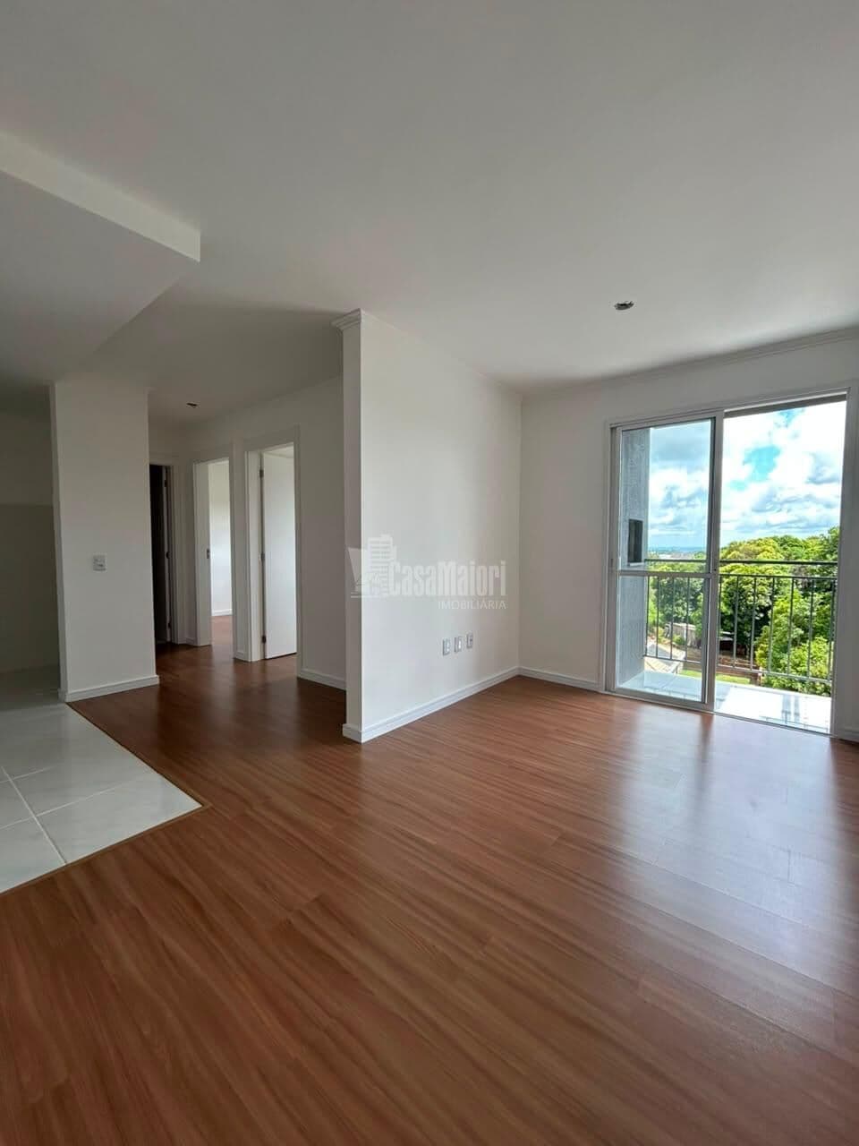 Apartamento semi-mobiliado próximo ao Centro