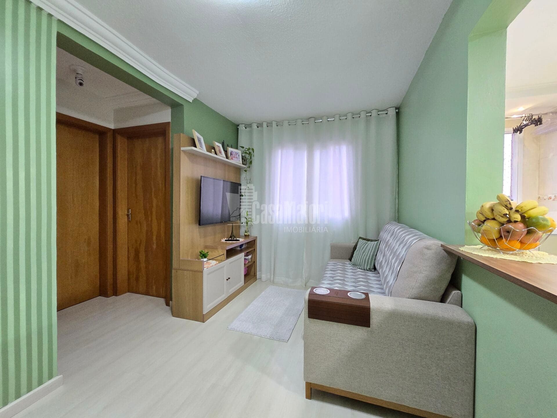 Apartamento semi-mobiliado próximo ao Centro