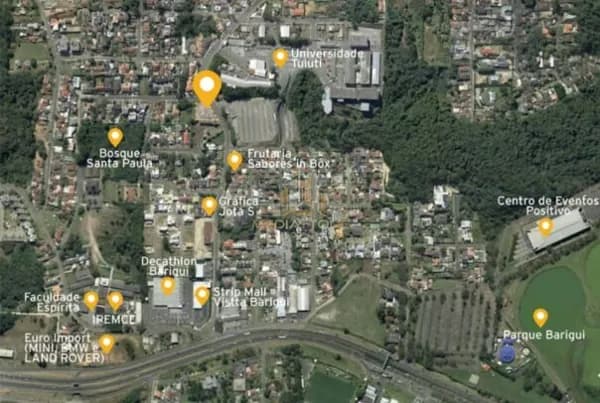 Área Comercial em Santo Inácio, Curitiba/PR