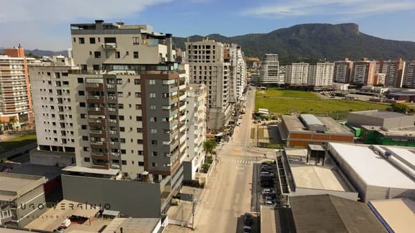 Apartamento duplex - 3 suítes, 3 banheiros, 2 vagas - Pedra Branca - Palhoça SC