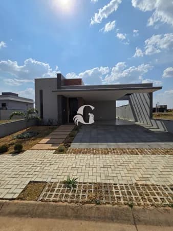Design moderno, conforto e excelente localização| Mogi - Mirim -SP