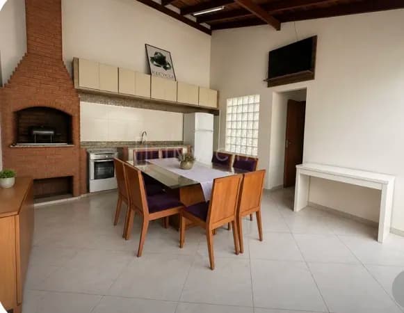 Casa em Rio Claro - Jardim Esmeralda