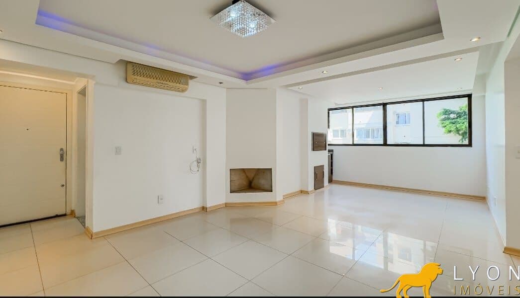 Apartamento 2 dormitórios com suíte, lareira, churrasqueira e 2 vagas no Cristo Redentor