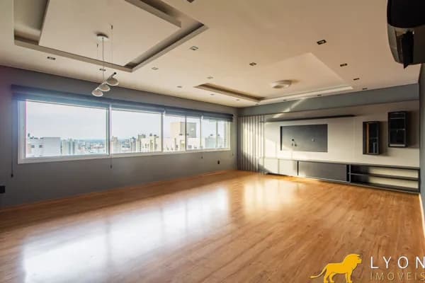 Apartamento com 3 dormitórios no Passo da Areia, Porto Alegre/RS