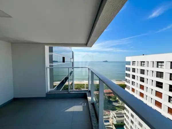 Apartamento de Alto Padrão no Ocean View Balneário Piçarras | 3 Suítes e Vista Mar Permanente