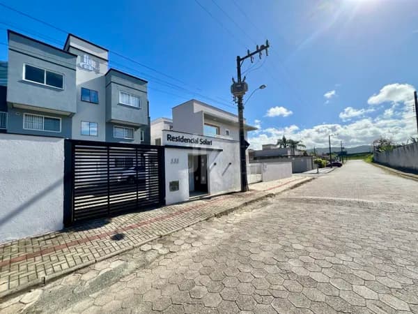 Apartamento mobiliado, 340m da praia, pronto pra aproveitar!!