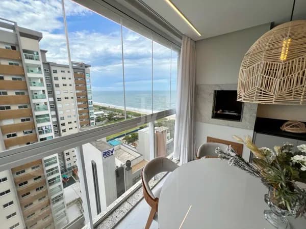 Apartamento 100% mobiliado no Edifício South Bech em Balneário Piçarras
