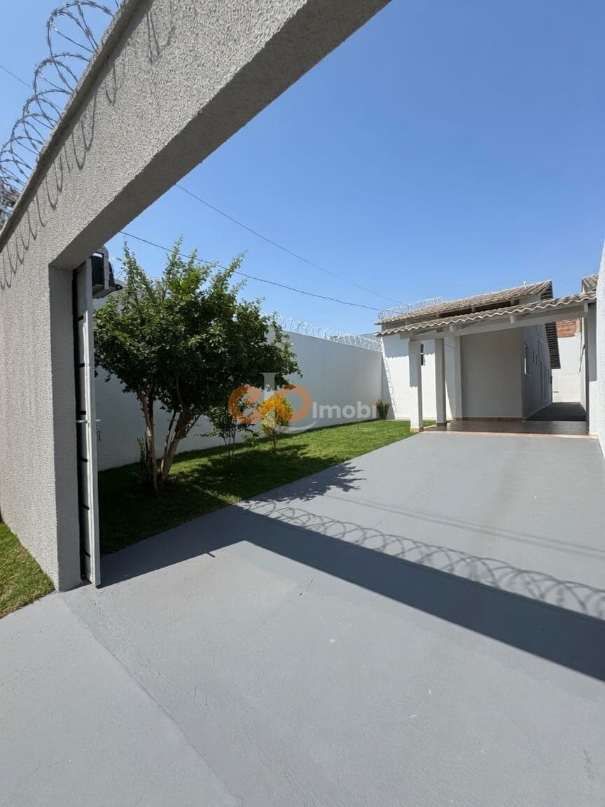 Casa na entrada da cidade