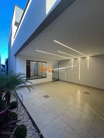 Casa de 3/4 com piscina