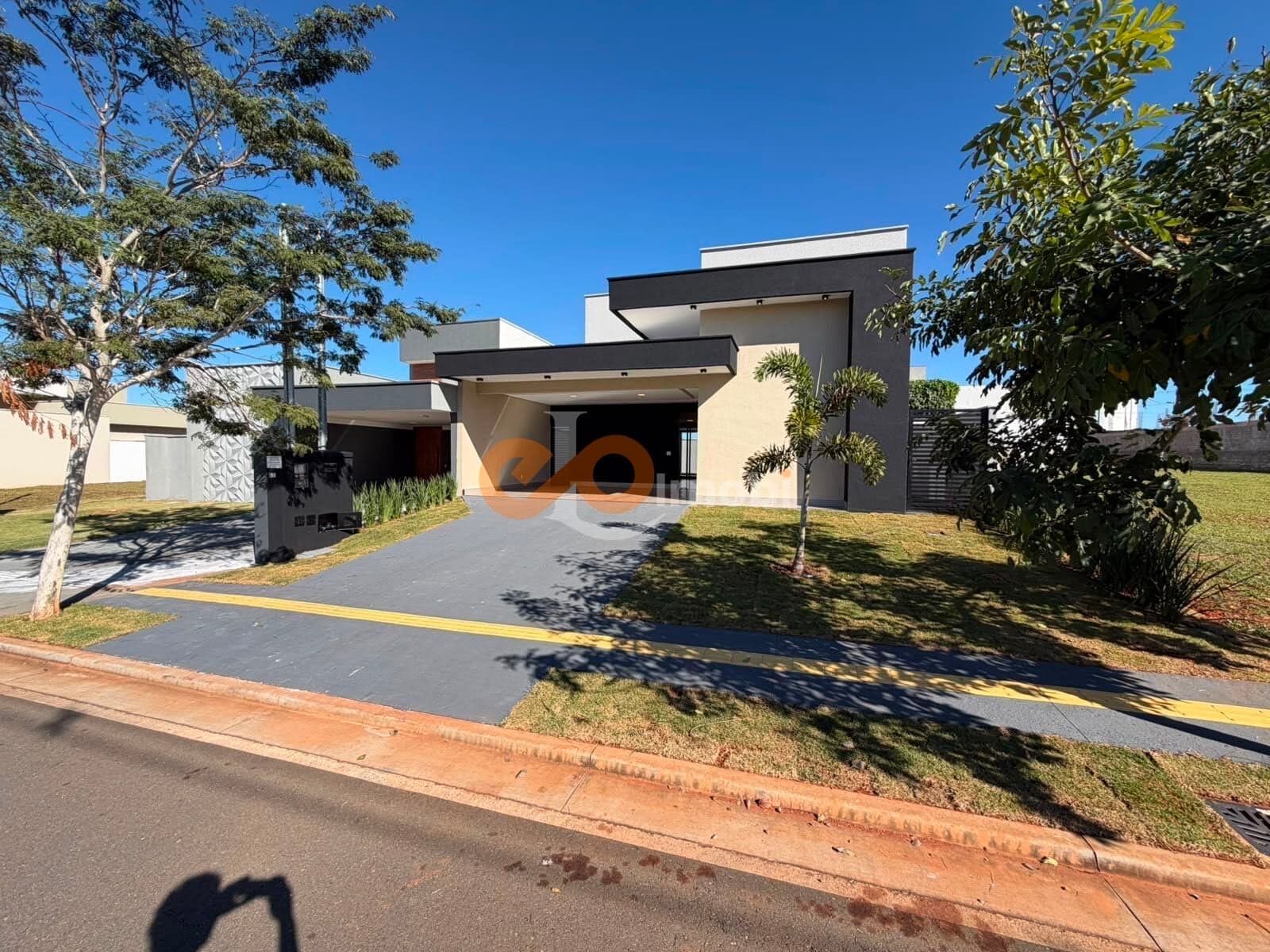 Casa à venda no condomínio Terras Alpha Residencial 1 - Senador Canedo/GO