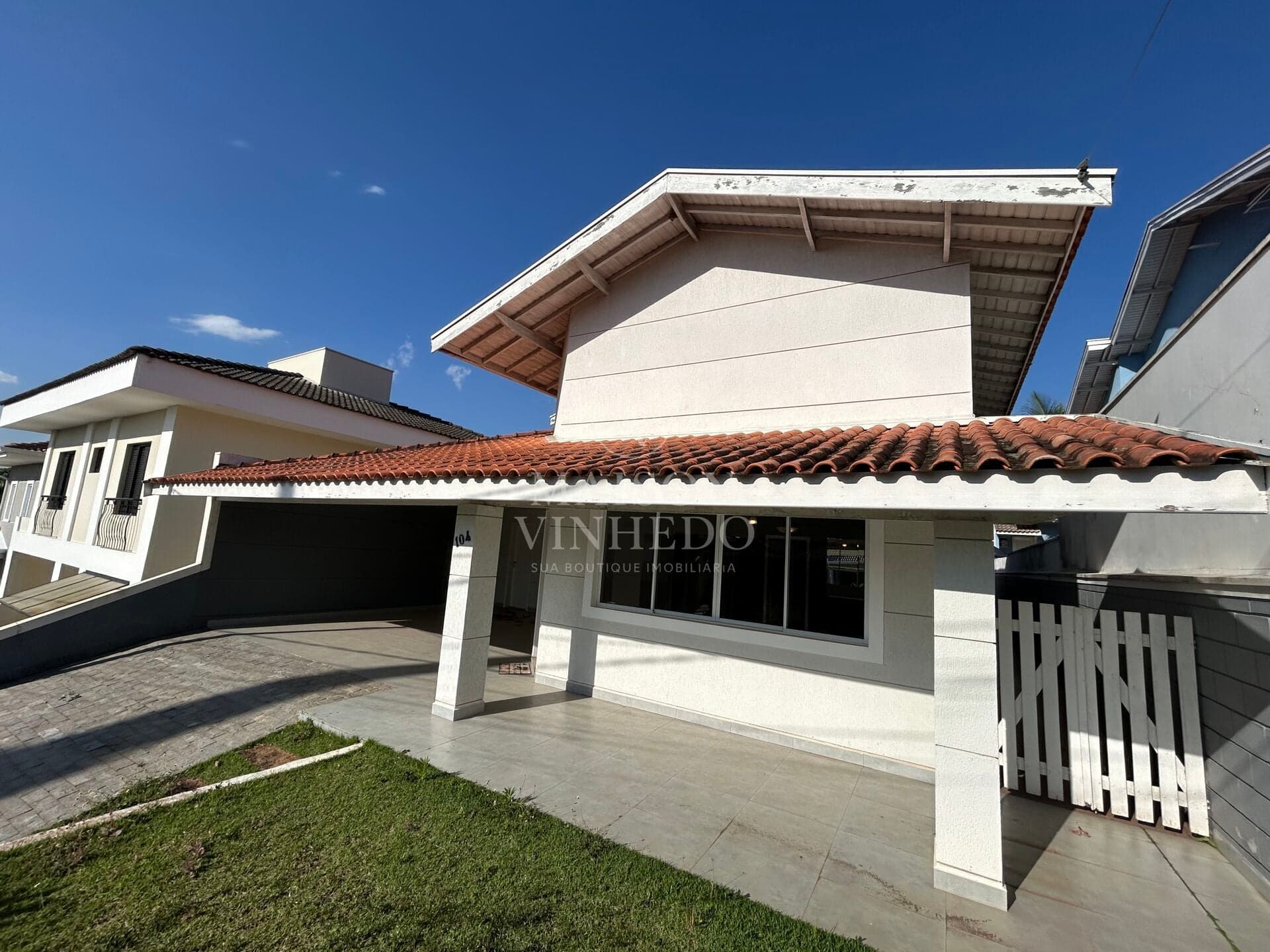 Casa Térrea em Condomínio com 3 Quartos, 2 Suítes e Área Gourmet