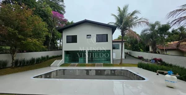Casa Alto Padrão a venda no Condominio Marambaia