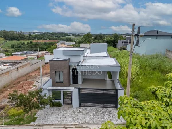 Casa térrea com 3 dormitórios, Residencial Capivari, Louveira -SP