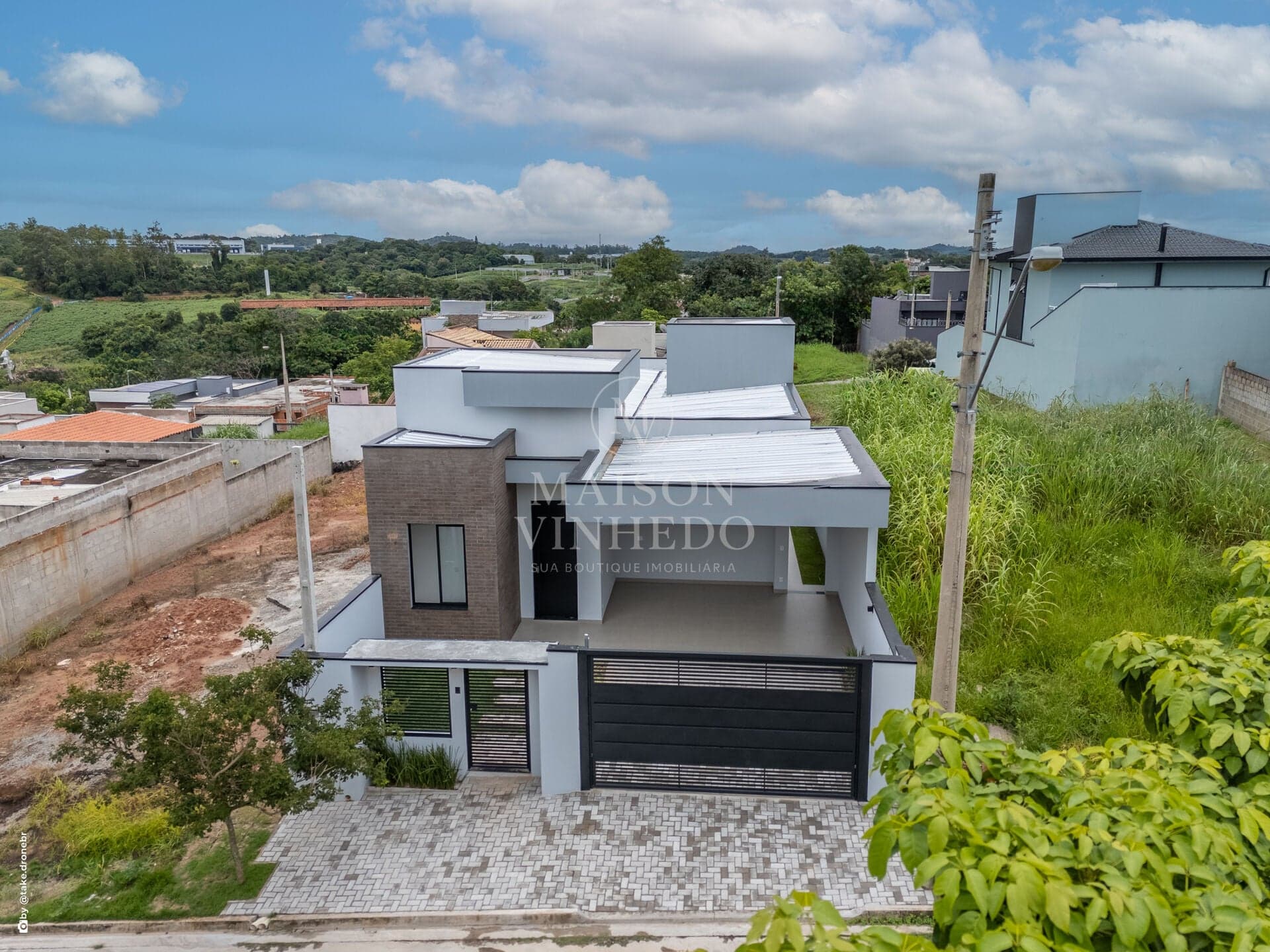 Casa térrea com 3 dormitórios, Residencial Capivari, Louveira -SP
