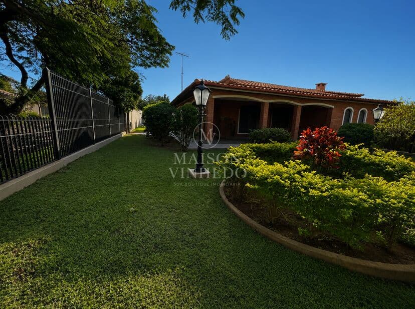 Casa térrea para locação no Condomínio Marambaia em Vinhedo/SP