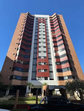 Apartamento de Alto Padrão com 03 quartos sendo 02 suítes, no Centro de Criciúma