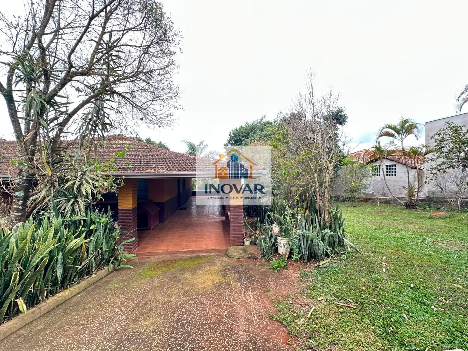 Chácara à Venda
