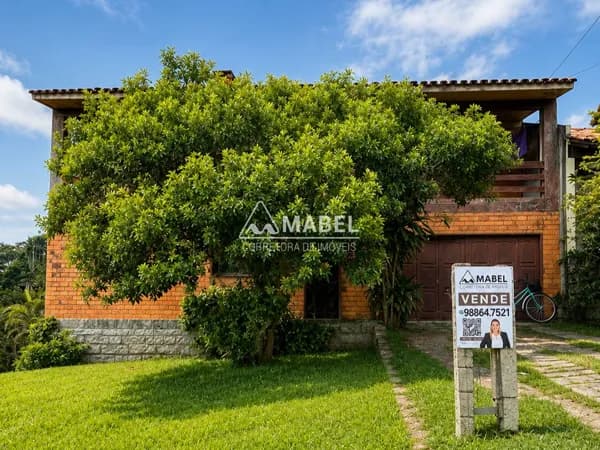 Casa 3 Quartos à Venda no Bairro Ferraz em Garopaba/SC