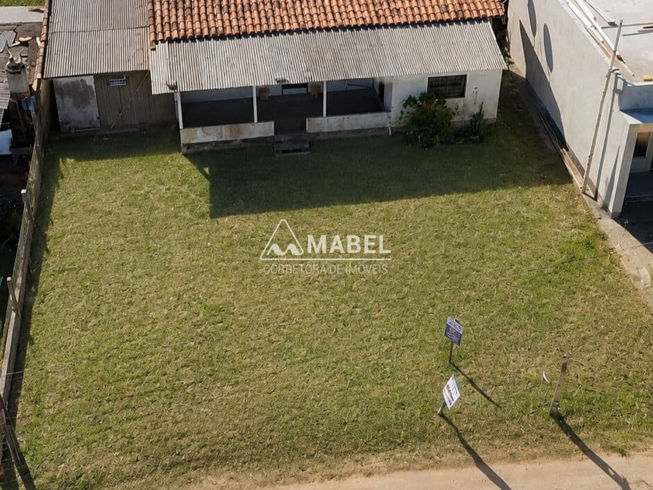Casa à venda no bairro Ambrósio em Garopaba/SC