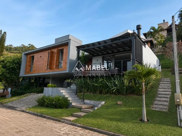 Casa a Venda em Garopaba
