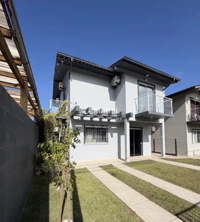 Casa Mobiliada no Quinta dos Açores – Garopaba/SC