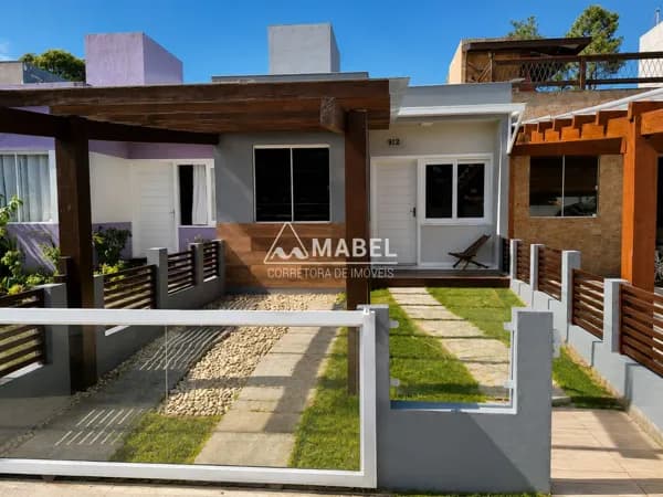 Casa à venda no bairro Centro em Garopaba/SC