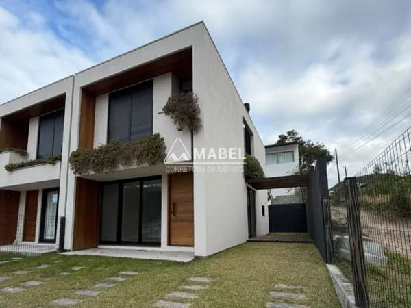 Casa com 2 quartos a venda em Garopaba