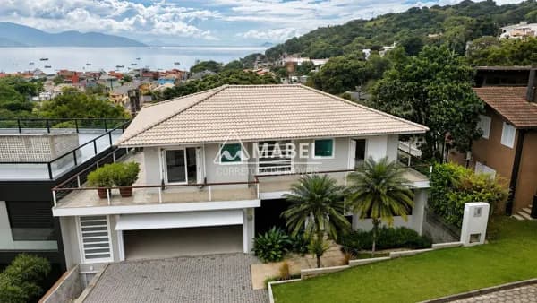 Casa à Venda em Garopaba/SC