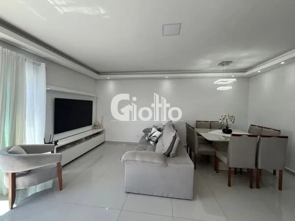 Casa à venda na Vlila di Cesar/Mogi das Cruzes 3 dormitórios