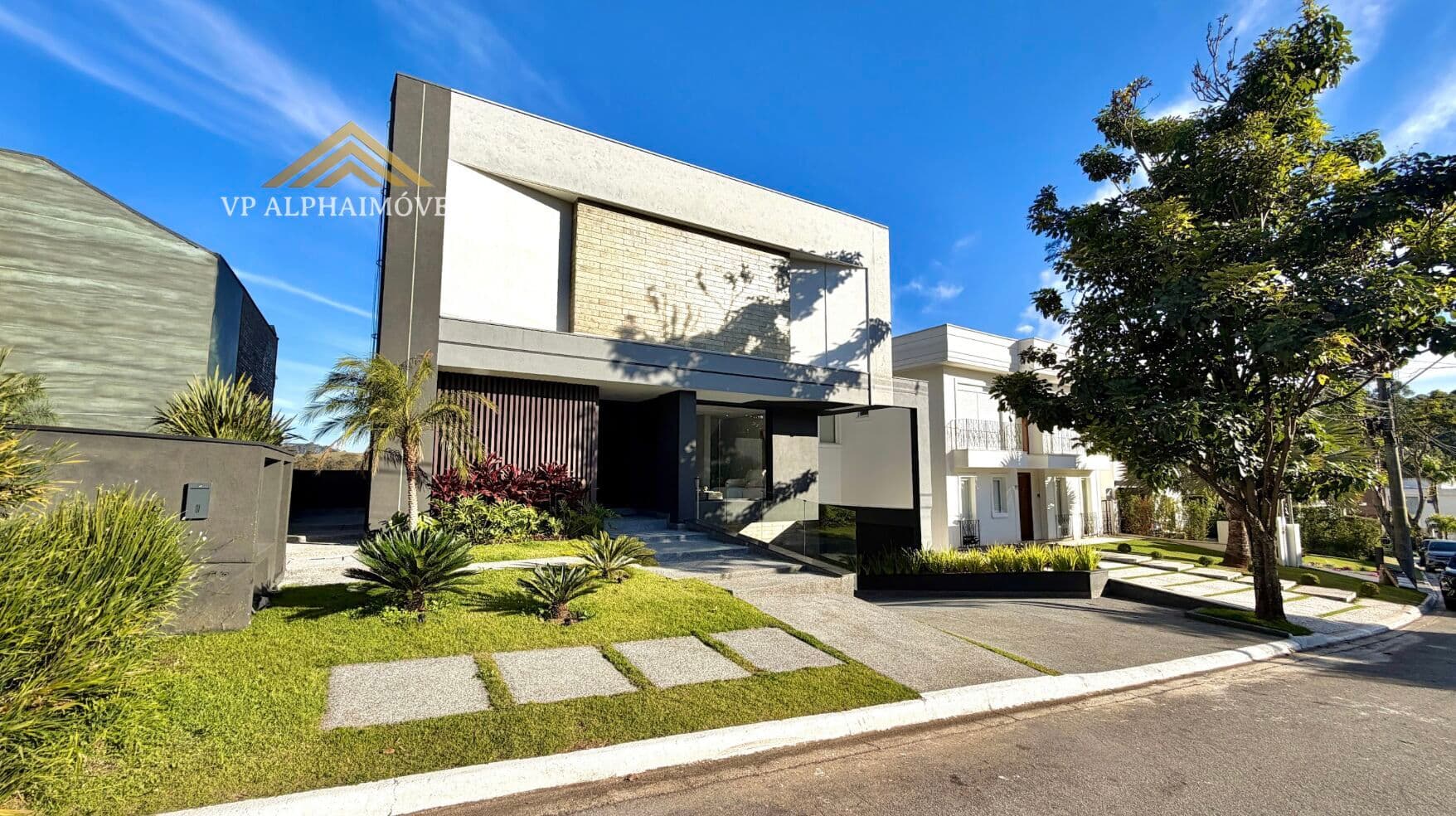 Linda casa com vista incrível