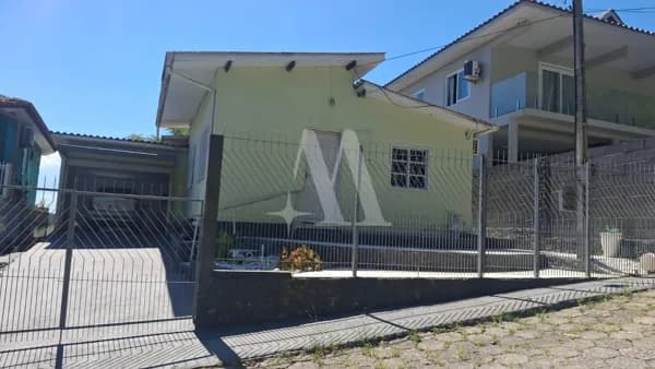 Casa à venda no Rio Tavares