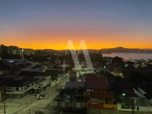 Apartamento em Florianópolis - Balneário