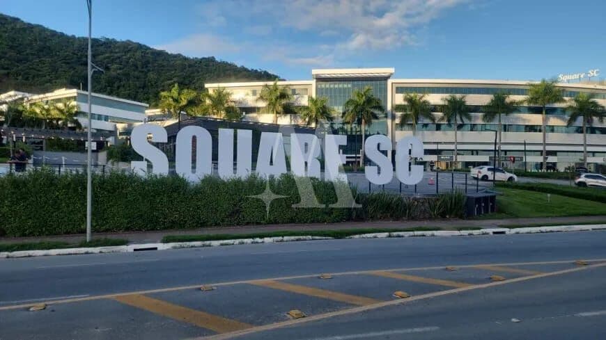 Sala/Conjunto em Florianópolis - Saco Grande