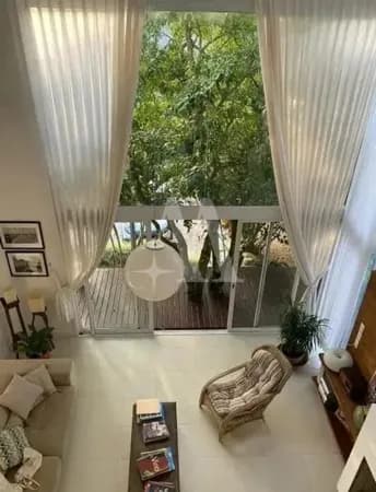 Casa em Florianópolis - Sambaqui