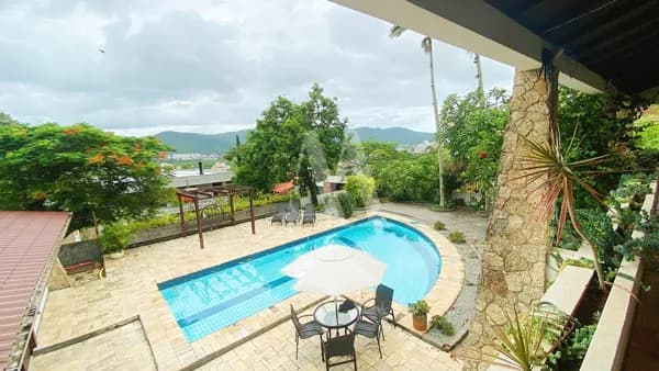 Excelente casa para sua família