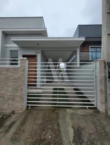 Casa Geminada em São João do Rio Vermelho, Florianópolis/SC